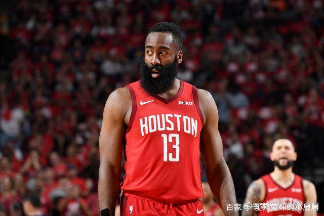 中国男篮不敌塞尔维亚 李凯尔6分4板赵睿13分