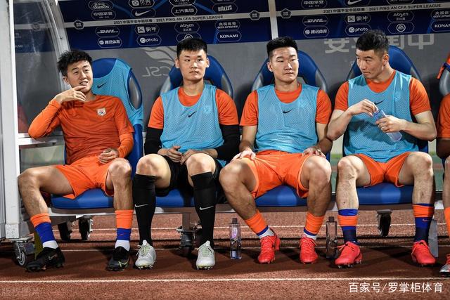 哈利伯顿24分字母利拉德缺阵 步行者擒雄鹿3-1