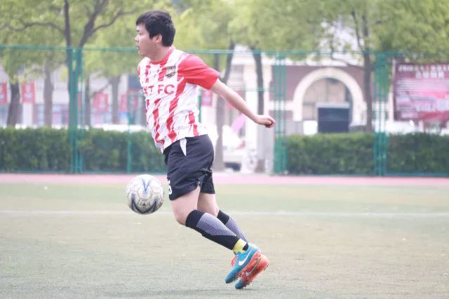 字母哥20+7+6希腊男篮胜澳大利亚 兰代尔17分