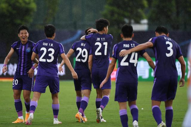 赵继伟20分周琦23+13 辽宁力克广东豪取8连胜