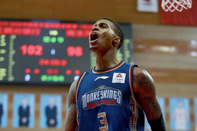 超5万名车迷打卡上赛场 2026中国超级跑车锦标赛上海站落幕